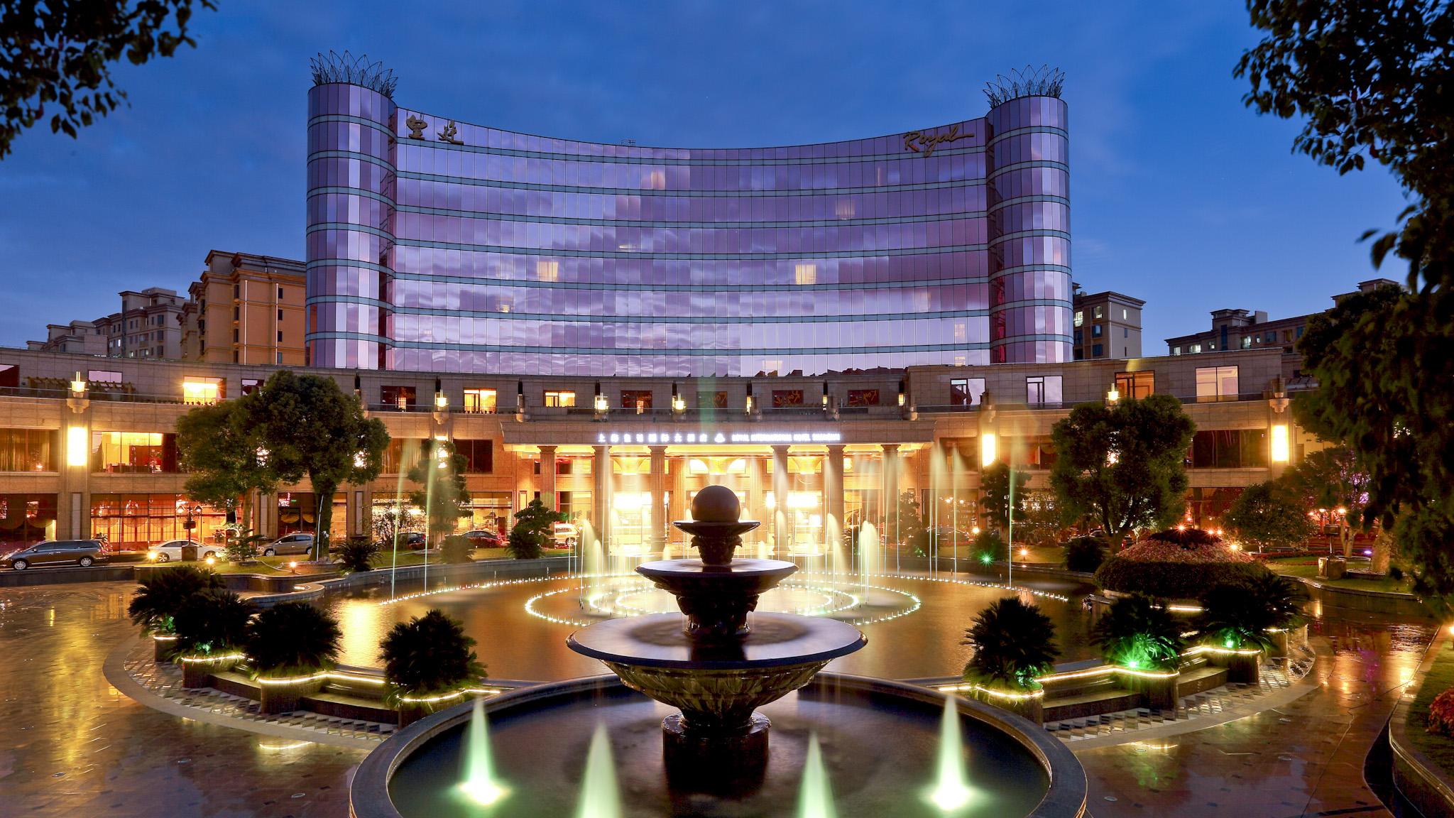 Royal International Hotel Shanghai - Pudong International Airport Exterior photo