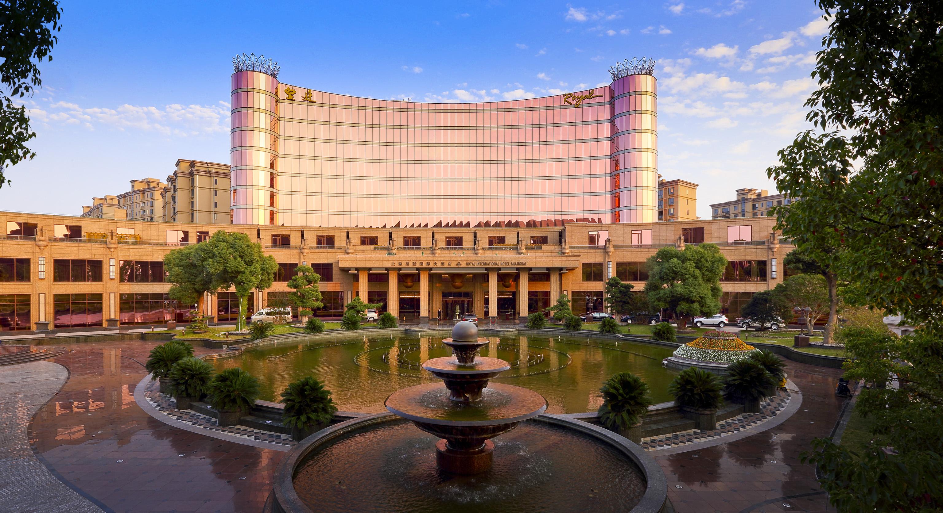 Royal International Hotel Shanghai - Pudong International Airport Exterior photo